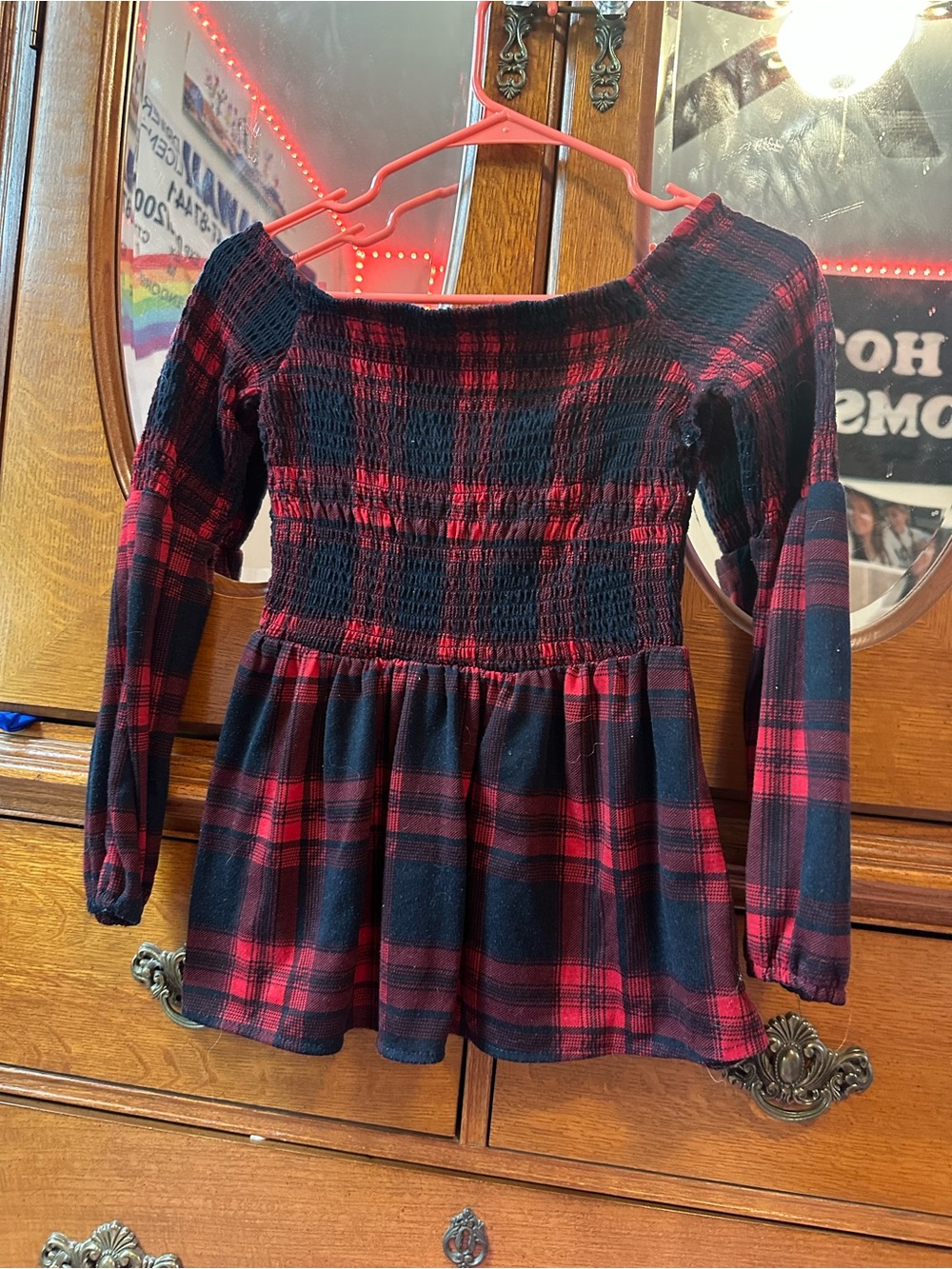 Rue21 Red & Black Plaid Smocked Long-Sleeve Top